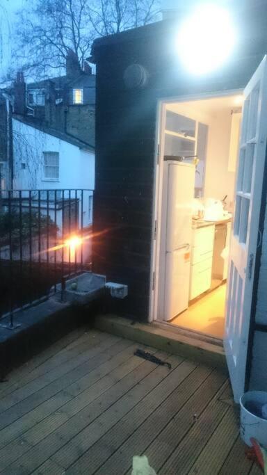 Central London Flat. Georgian Terrace. Bright. Екстериор снимка